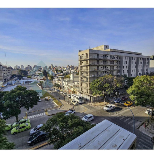 Departamento En Venta De 3 Dormitorios Con Cochera - Anexo Nueva Cordoba
