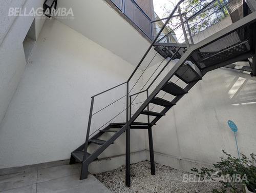 Casa Venta Vicente Lopez 4 Ambientes Cochera Apto Credito
