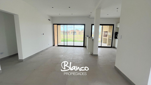 Casa En Venta En San Pablo, Pilar, G.b.a. Zona Norte