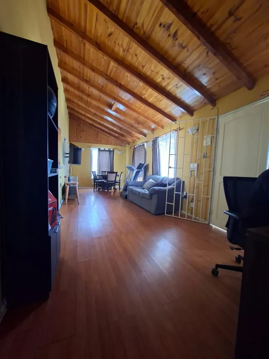 Imagen 5 de 23 de Casa 6d/3b 300mt2 En Hermanos Carrera / Chile