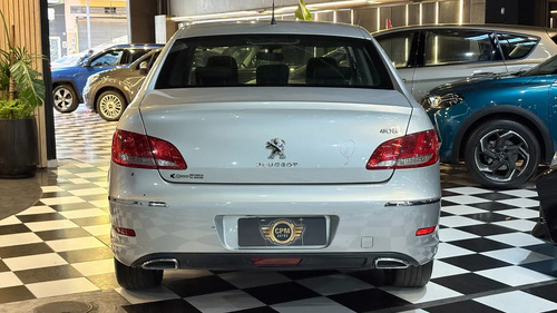 Peugeot 408 2.0 Allure 143cv