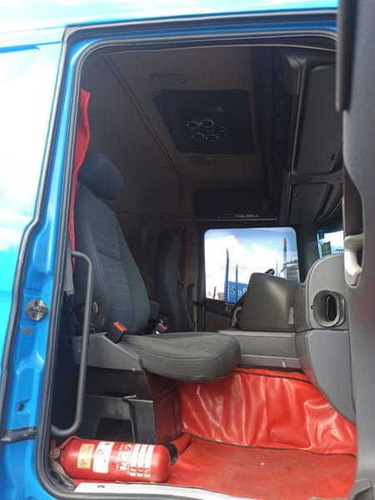 Imagem 12 de 15 de Scania G420 A6x2 2011