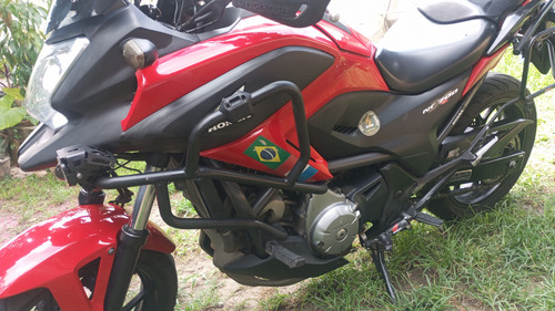 Honda Nc 700x 2013 Com Abs . Com:protetor De Moto Carenagem