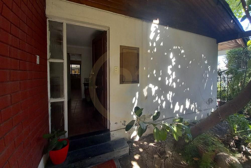 Se Vende Casa, Ñuñoa, Sector Los Aliagas
