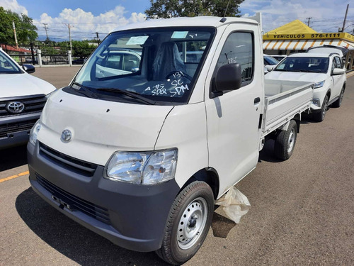 Toyota Lite Ace Camioneta 2023