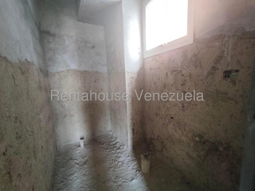 Vendo Apartamento En Zona Centro De Maracay, Código 25-24385 Cm Leer Descripción