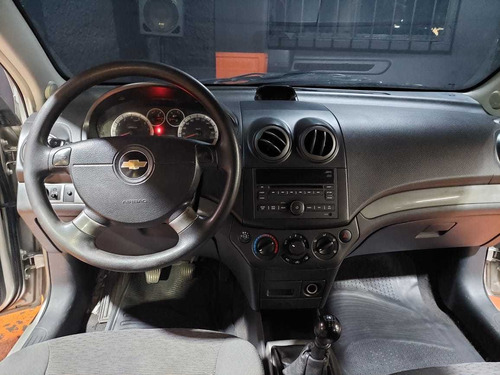 Imagen 3 de 13 de Chevrolet Aveo Sedan
