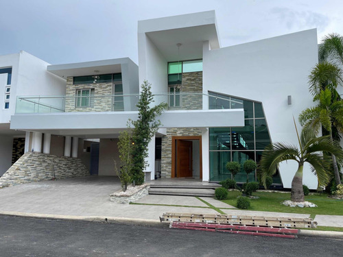 Casa En Venta En La Vega