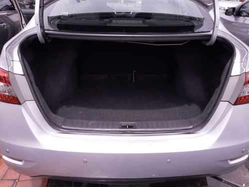 Imagen 15 de 20 de Nissan Sentra 2016