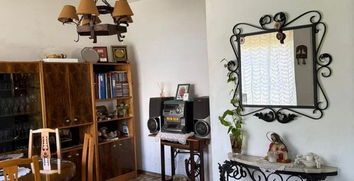 Ph En Venta - 4 Dormitorios 2 Baños - La Matanza