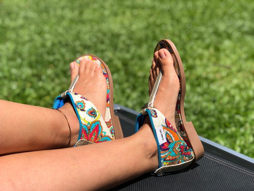 Sandalias Te Para Tres De Diseño Modelos Exclusivos Marrón