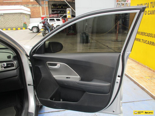 Kia Niro Hybrid 1600cc At Aa