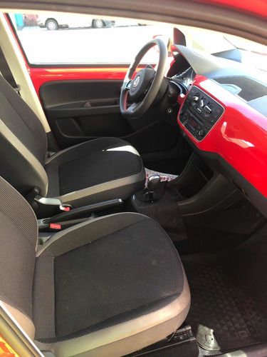 Volkswagen Up! 2016 1.0 High Up! 75cv I-motion 5 P