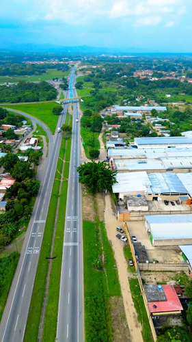 Galpon En Autopista Valencia Campo Carabobo Específicamente En Parroquia Tocuyito Municipio Libertador