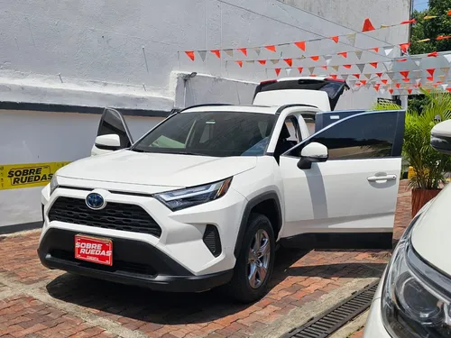 Toyota RAV4 2.5 Xle Hev 4X4 Cvt