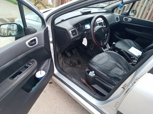 Peugeot 307 T