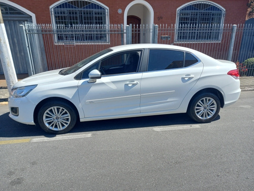 Imagem 3 de 6 de Citroën C4 Lounge 2018 1.6 Thp Origine Flex Aut. 4p