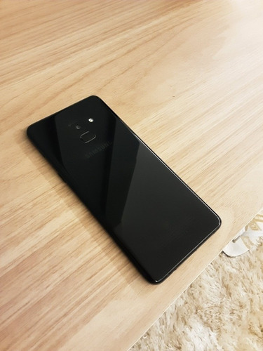 Celular Samsung Galaxy A8+