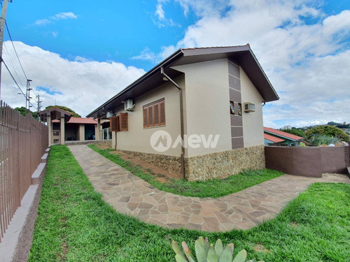 Imagem 2 de 30 de Casa Com 3 Dormitórios À Venda, 265 M² Por R$ 950.000,00 - São Jorge - Novo Hamburgo/rs - Ca3828