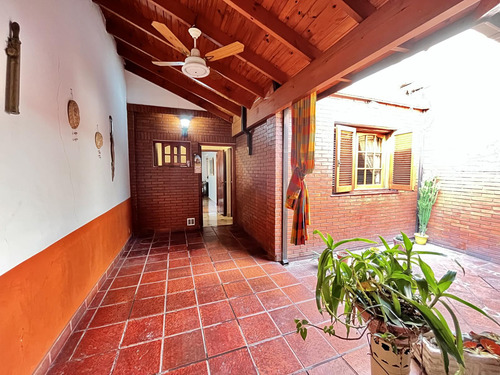 Casa Venta 4 Ambientes Barracas Quincho Cochera Para 5 Autos