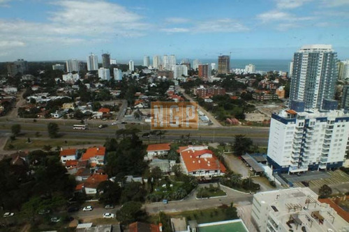 Imagen 28 de 30 de Apartamento En Mansa, 2 Dormitorios