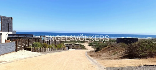 Excelente Terreno Con Anteproyecto De Arquitectura