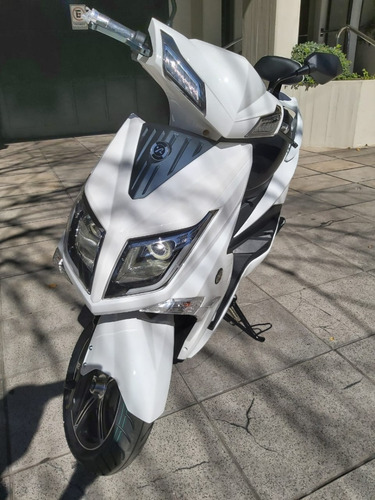 Imagen 1 de 20 de Moto Electrica Scooter Hawk De Sunra Ultima Unidad D