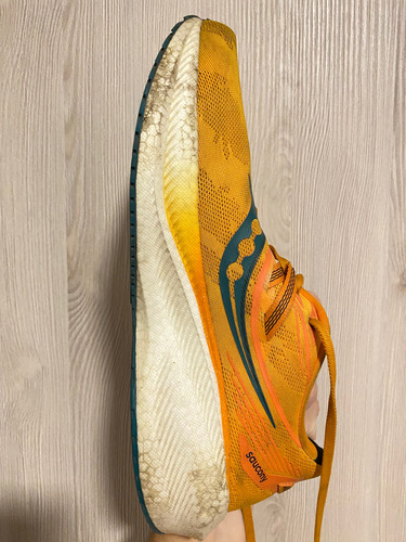 Zapatillas Saucony Triumph Hombre 11.5 Us (Usado)
