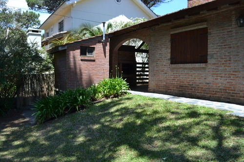 Alquilo Chalet Belfast 689 P/5 Personas!