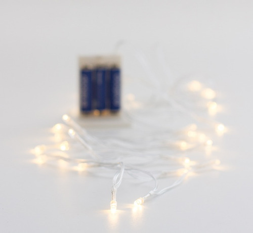 Imagen 3 de 7 de Luces Navideñas De Pilas 30 Leds 3mt Luz Ámbar Blanco Cálido
