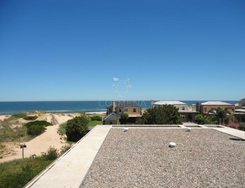 Casa En Punta Ballena, Tio Tom