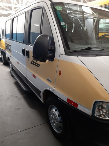 Peugeot Boxer Minibus 2.3 Hdi 330m Médio 15l 5p 2012