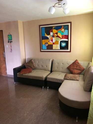 Imagen 3 de 10 de En Venta Apartamento En Res. Pomarrosa, Paraparal, Los Guayos 04124667445 (ata-1020)