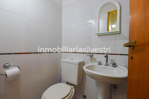 Imagen 9 de 11 de 46 E/ 8 Y 9 La Plata - Departamento En Venta