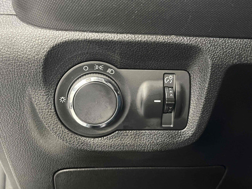 Chevrolet Onix 1.4 MPFI LT 8V FLEX 4P MANUAL