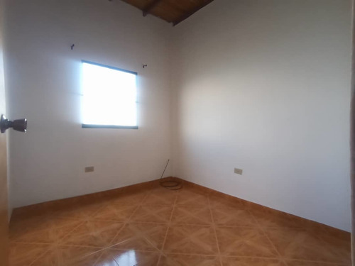 Imagen 7 de 10 de Casa En Boca Caneyes Lh