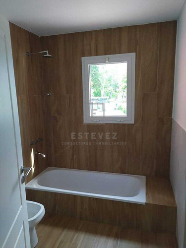 Casa En Venta Frente A La Plaza De Juegos, 3 Dormitorios. Barrio Cerrado San Matias, Escobar