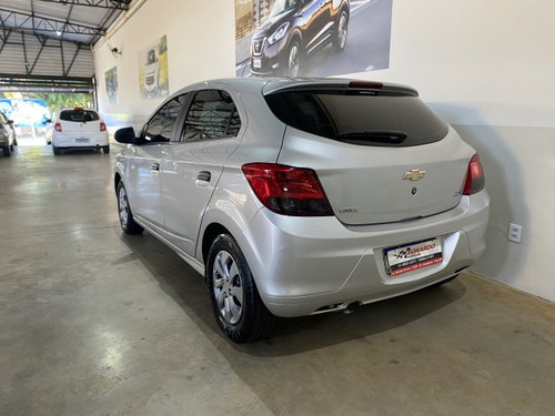Chevrolet Onix Onix 1.0 MPI JOY 8V FLEX 4P MANUAL