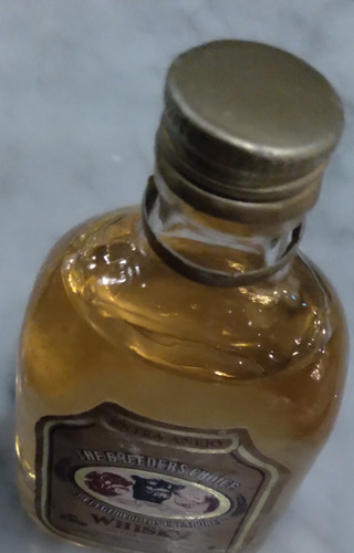 Botella Botellita De Whisky The Breeders Choice. Legendaria. (Usado)