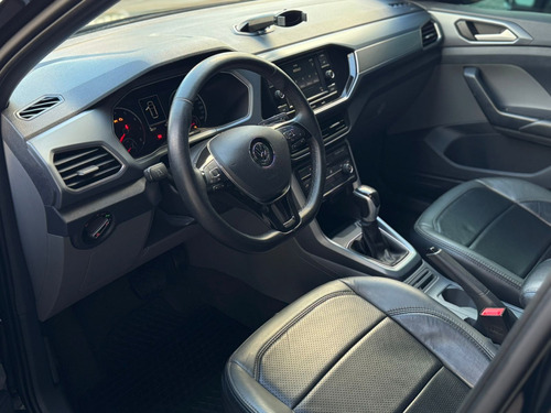 Volkswagen T-Cross 1.0 200 TSI TOTAL FLEX COMFORTLINE AUTOMÁTICO