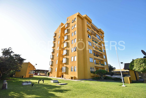 Venta, Departamento En Sector Paseo Balmaceda