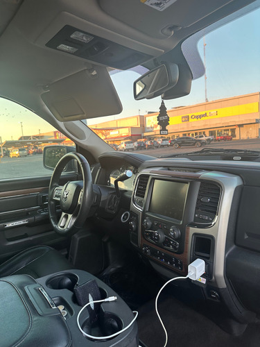 Dodge Ram 2500 Crew Cab Laramie Hd 5.7l 4x4