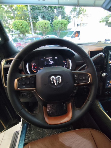 RAM 3500 6.7 I6 TURBO DIESEL LIMITED LONGHORN CD 4X4 AUTOMÁTICO
