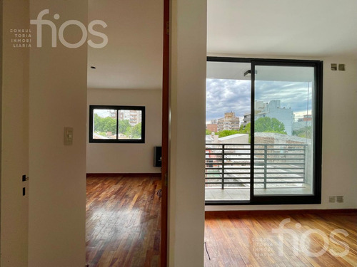 Venta Departamento De Un Dormitorio Con Balcon En Lourdes - Cochera Opcional