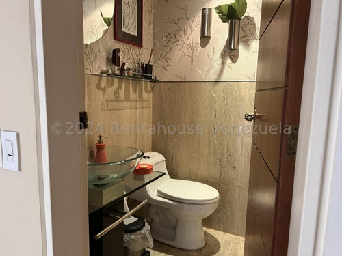 Se Vende Bello Apartamento En Las Esmeraldas Mls 24-22052