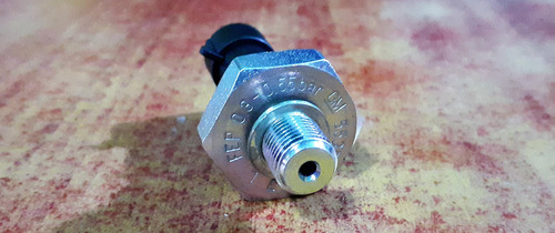 Valvula Sensor Presion Aceite Chevrolet Cruze Original