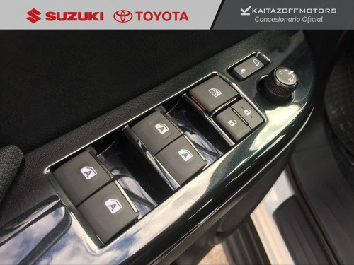 Imagen 15 de 15 de Toyota Hilux Srv 4x2 2022 0km