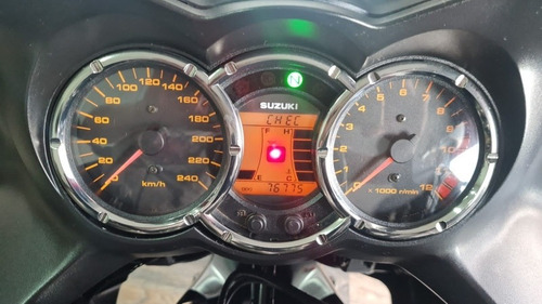 Imagem 15 de 19 de Suzuki 1000