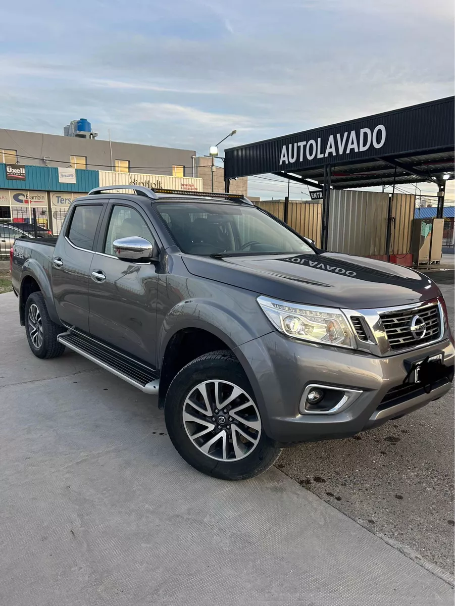 Nissan Frontier Le