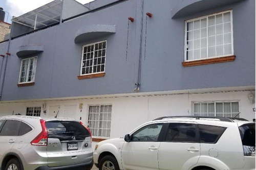 Venta Casa En  Cerrada Leonardo Bravo No. 44 Jesus Del Monte Huixquilucan Edomex Gv16-di